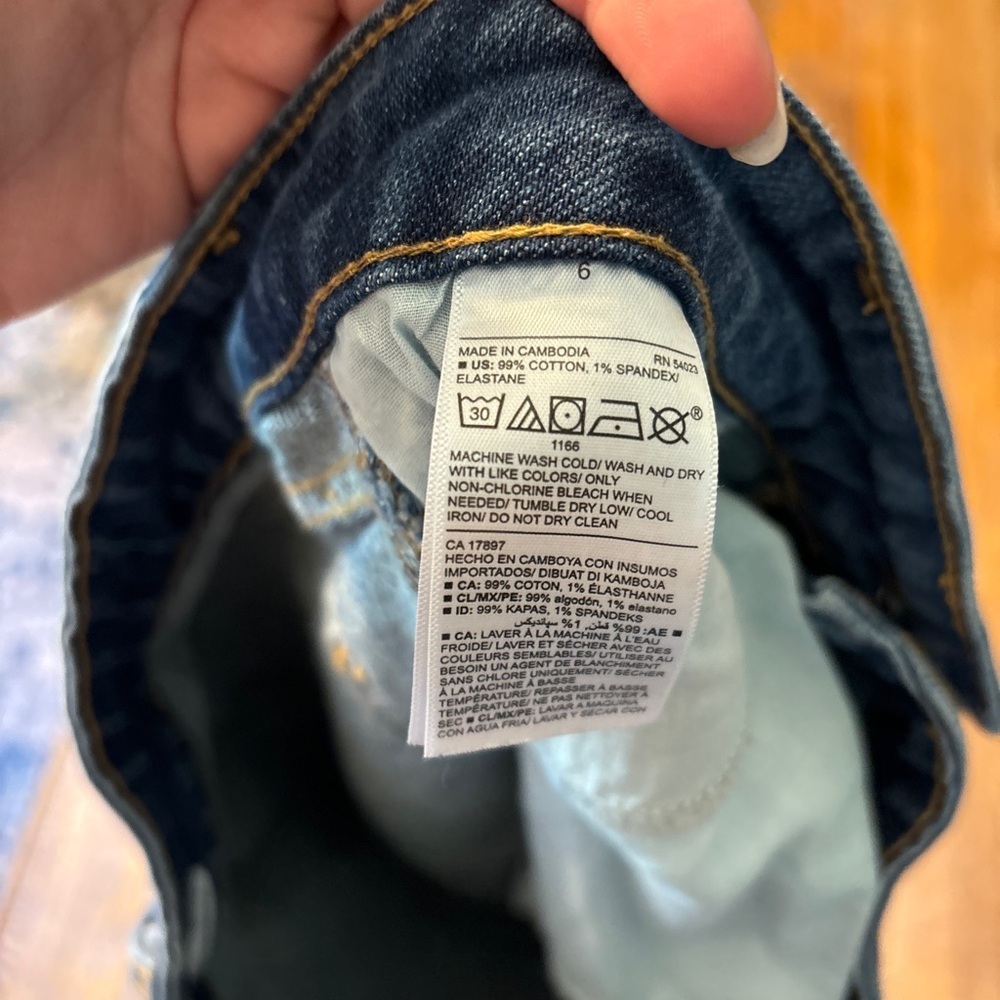 Old Navy Denim Skirt - Picture 4 of 4